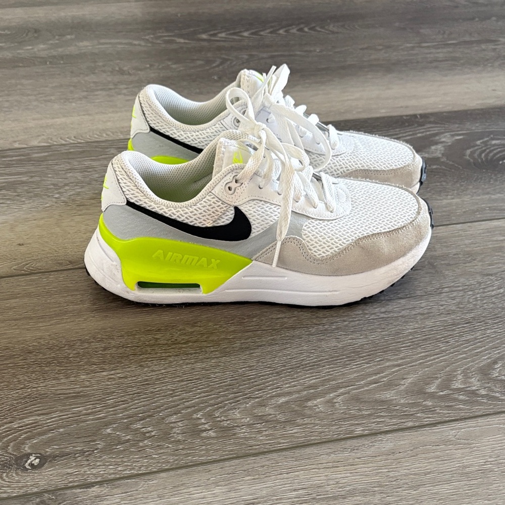 Nike Womens Air Max White Sneakers